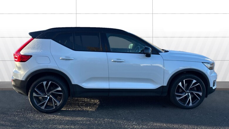 Volvo Xc40 2.0 T4 R DESIGN Pro 5dr AWD Geartronic Petrol Estate
